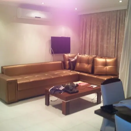 Orka Gardens 아파트