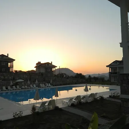 Orka Gardens Apartment *