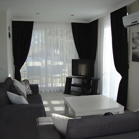 Orka Gardens 아파트