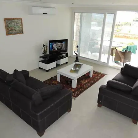 Orka Gardens 아파트